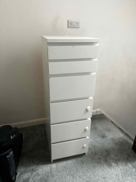 Photo of free IKEA malm chest of drawers (TW7 6QU) #1