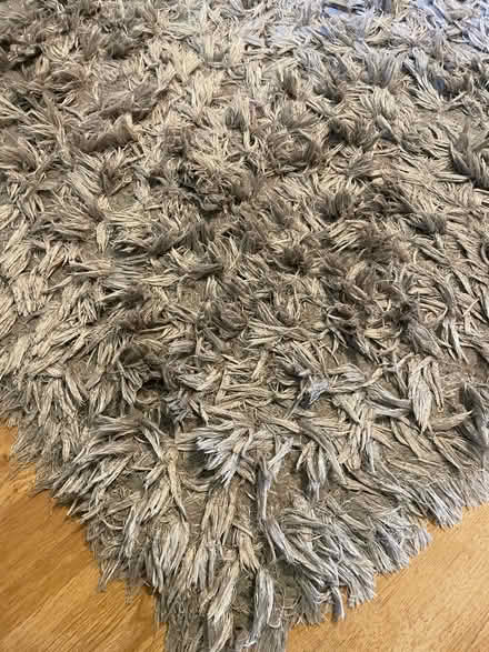 Photo of free Grey shaggy rug (N5 Highbury) #2