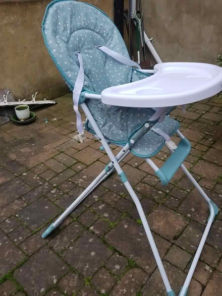 Photo of free child seat (Hackney) #1