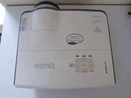 Photo of free Benq HDMI Movie Projector (Rhydycroesau SY10) #2