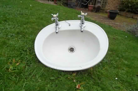 Photo of free Basin and taps (Charney Bassett OX12) #1