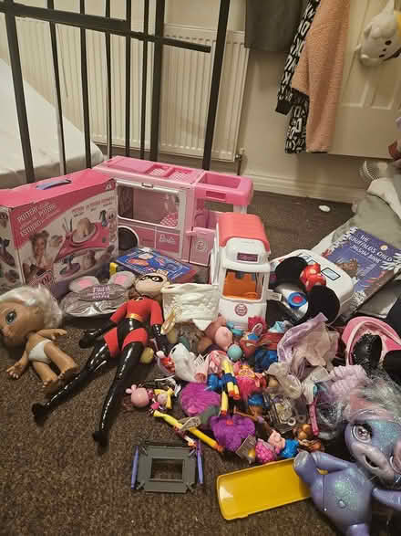 Photo of free Girls toys (RM10 9EU) #1
