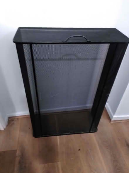 Photo of free Fire guard (West Oxfordshire OX28) #1