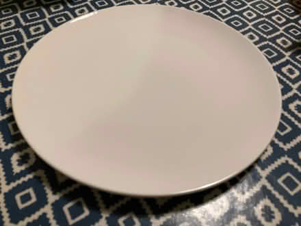 Photo of free Dinner plates (Brixton Hill SW2) #1