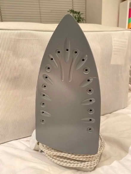 Photo of free Russell Hobbs Steamglide Iron (Blue/White) (Southwark SE1) #2