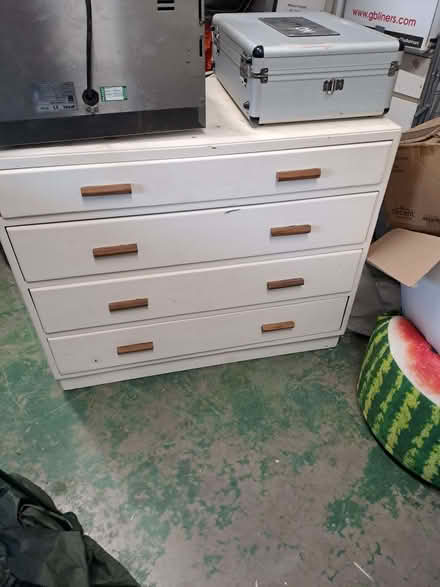Photo of free Chest of drawers (Ludlow SY8) #2