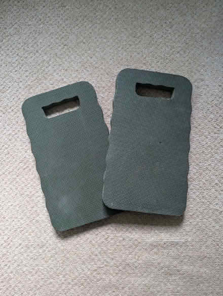 Photo of free 2x Kneeling Pads (Bisley GU24) #2