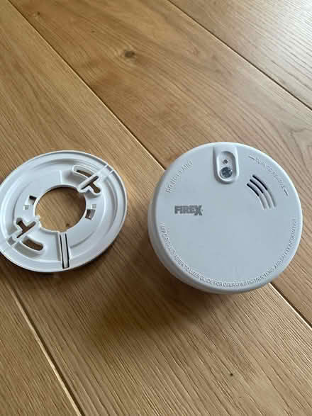 Photo of free Mains fire alarm (Clerkenwell, EC1R) #1