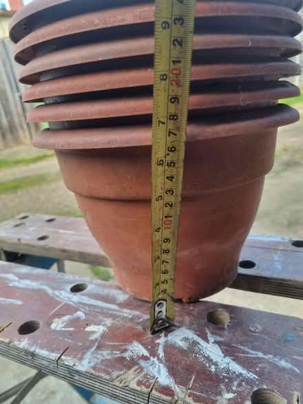 Photo of free 6 identical plastic pots (EN11 rye house area) #3