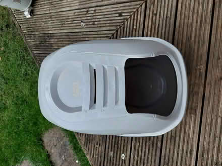 Photo of free Large covered cat litter (Twickenham TW2) #1
