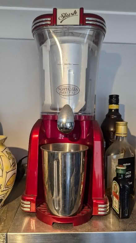 Photo of free Slushie maker (Montpelier Road area BN1) #1