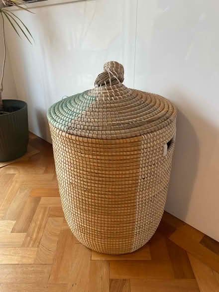 Photo of free Laundry basket (Bromley / Hayes BR2) #1