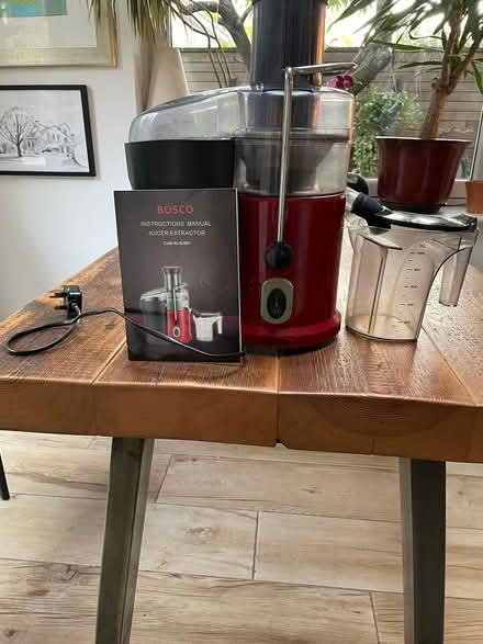 Photo of free juicer (Grove Park Chiswick W4) #1