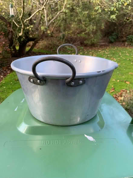 Photo of free Maslin pan (Reydon IP18) #1