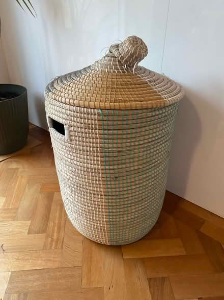 Photo of free Laundry basket (Bromley / Hayes BR2) #2