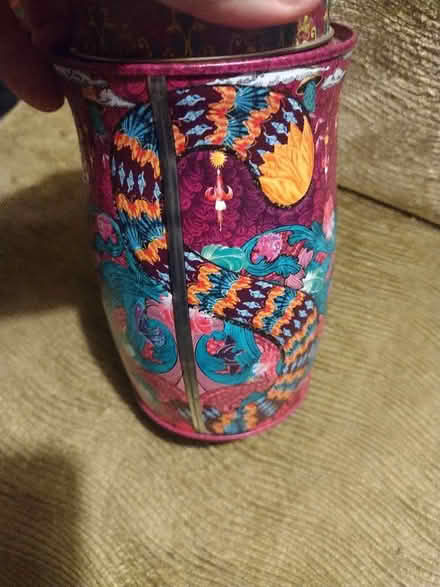 Photo of free USED For Coffee, Cat Tin, Vey Cute* (Barons Court W6) #2