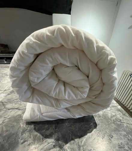 Photo of free Double duvet, medium/thick (Middle Barton OX7) #1