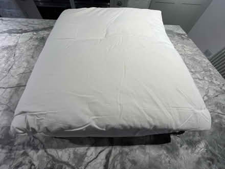 Photo of free Double duvet, medium/thick (Middle Barton OX7) #2
