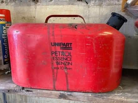 Photo of free Petrol can (Purley CR8) #1