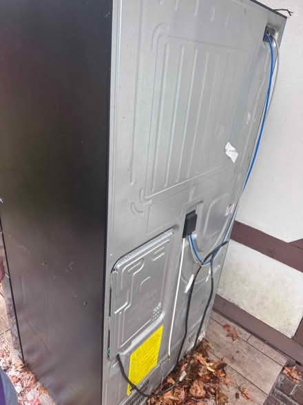 Photo of free Scrap metal Refrigerador (Vestavia 459/Acton exit) #3