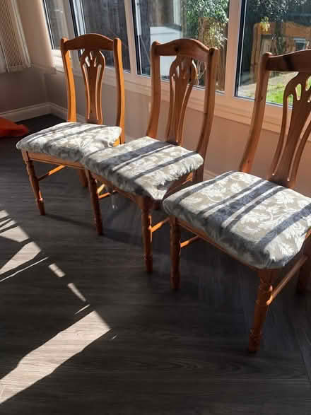 Photo of free Dining table with 3 chairs (Rm78qb) #4