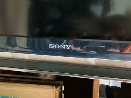 Photo of free 40 inch TV (Southborough lane) #2