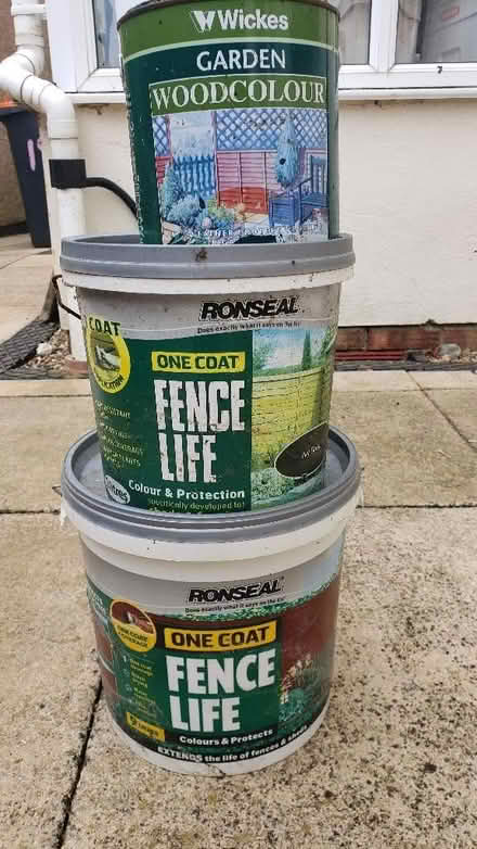 Photo of free Green Shed/Fence paint (Linslade LU7) #1
