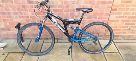 Photo of free Teenagers Bike 26" wheel size and spares (Markyate AL3) #1
