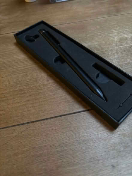 Photo of free Surface pen for Microsoft tablet’s (Abraham Heights LA1) #2