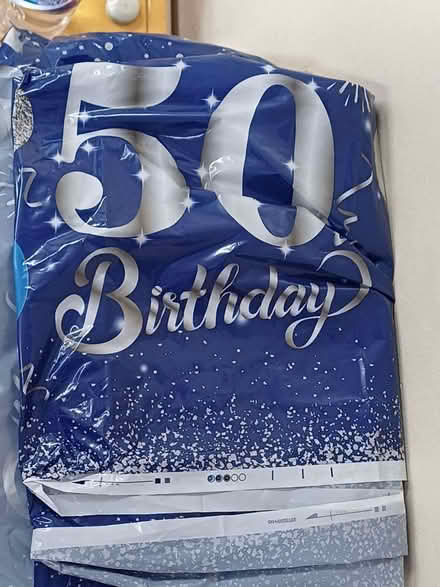 Photo of free 50th birthday table covers (NW10) #1