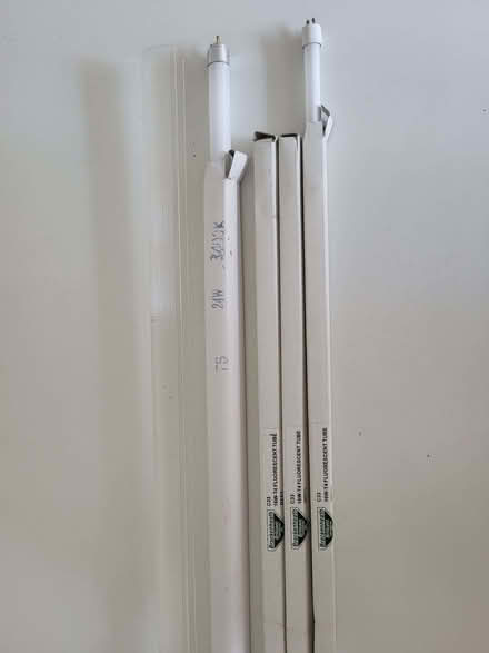 Photo of free Mini Fluorescent tubes new (Marlow SL7) #1