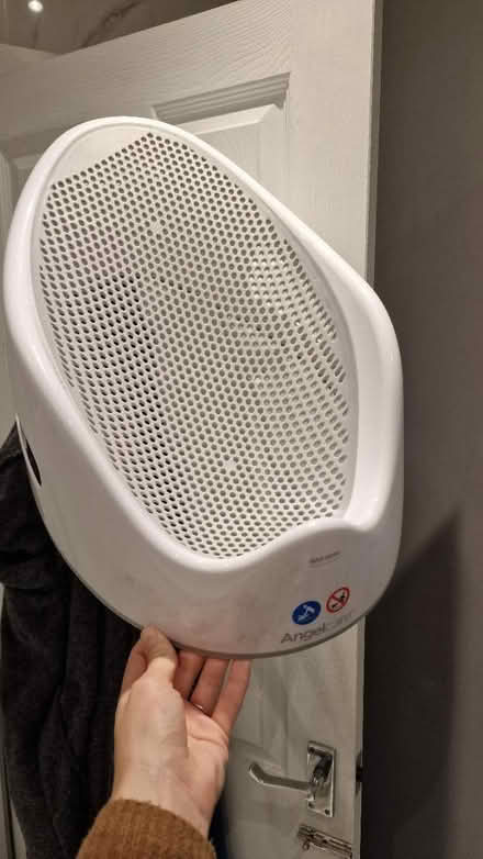 Photo of free Angelcare Baby Bath (Ashford, Surrey) #2