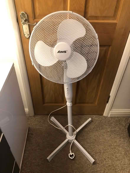 Photo of free Standing Electric Fan (Penketh WA5) #1