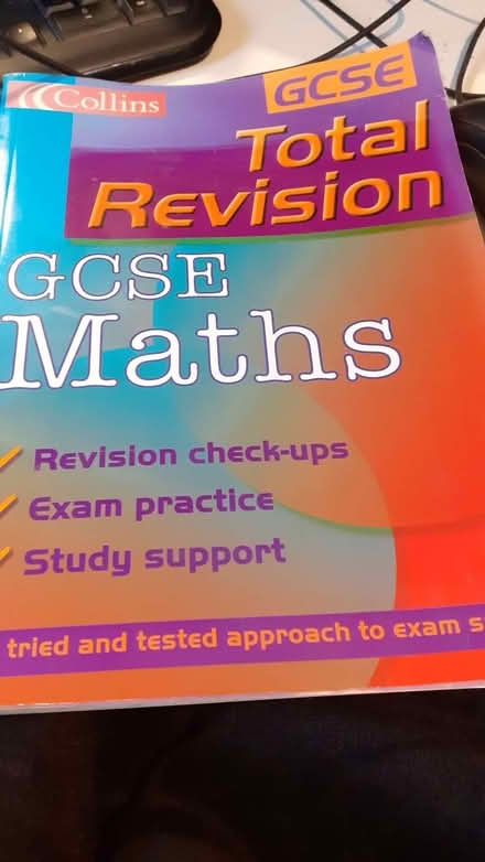 Photo of free Maths GCSE revision book (Sandilands CR0) #1