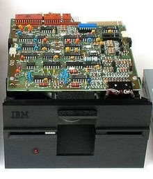 Photo of Floppy Drives (Walter's Ash HP14) #1