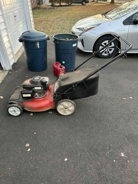 Photo of free Honda Lawn Mower (Perkasie) #2