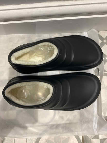 Photo of free Temu Croc Style Shoe (DE6 Ashbourne) #2