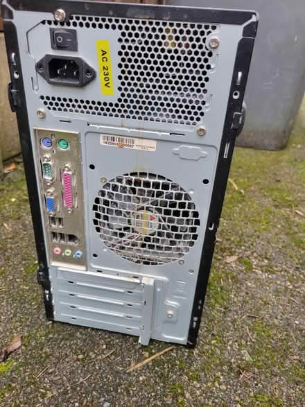 Photo of free Computer, all works (SK17 9H, Heath Grove, Buxton) #3