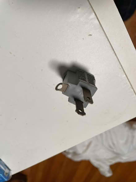 Photo of free 2-prong to 3-prong adapter (Arlington heights) #2