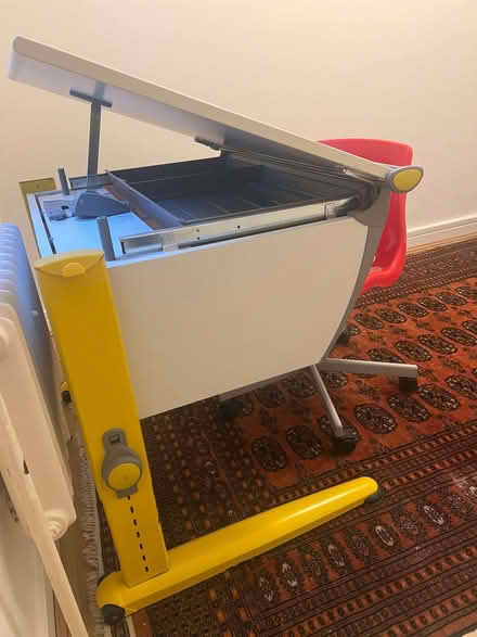 Photo of free MOLL evolutive desk (Olympia W14) #2