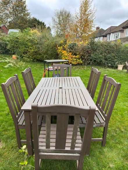 Photo of free 6 seater hardwood table (Caterham CR3 6) #2
