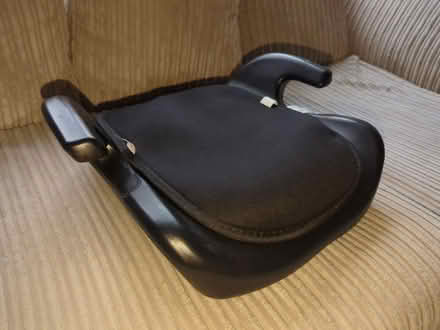 Photo of free Booster seat (Lower Earley RG6) #1