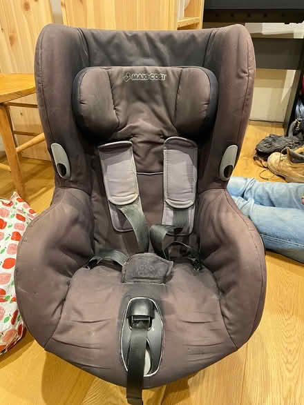 Photo of free Car seat (Whiteshill GL6) #1