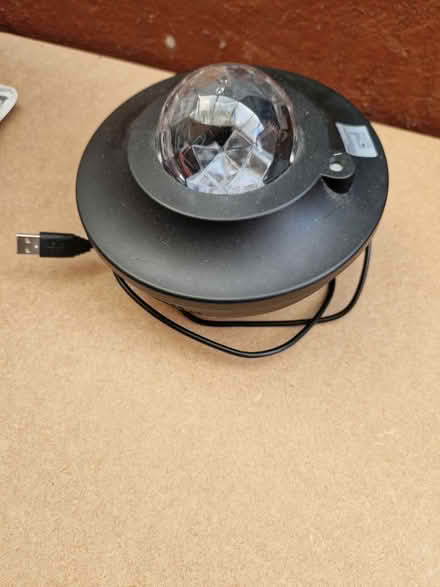Photo of free Light projector speaker (Wyre Forest DY10) #1