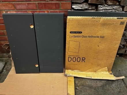 Photo of free Painted MDF kitchen cabinet doors (Monkland HR6) #1