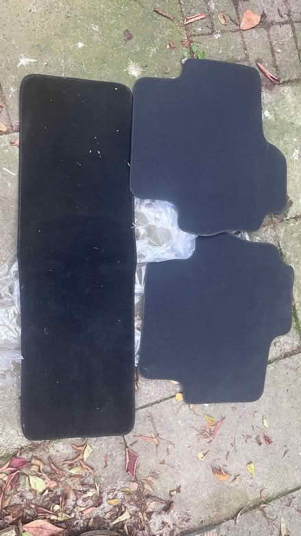 Photo of free VW Sharon/Seat Alhambra car mats (Shrewsbury) #2