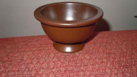 Photo of free Plant pot, Bowl, Bathroom Set (langport) #2