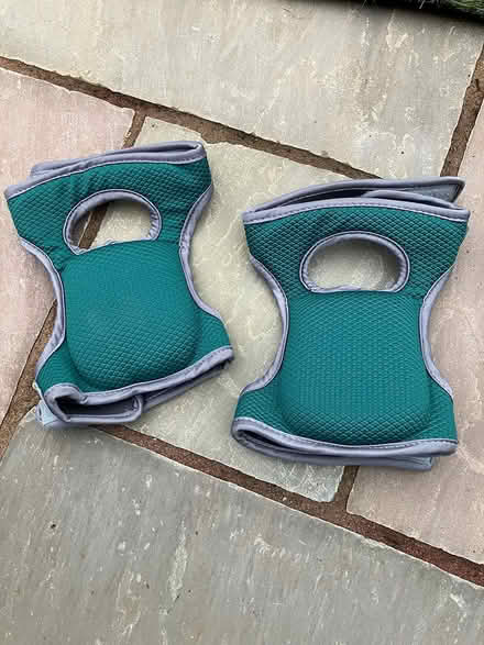 Photo of free Garden knee pads (Sidcup/New Eltham) #1