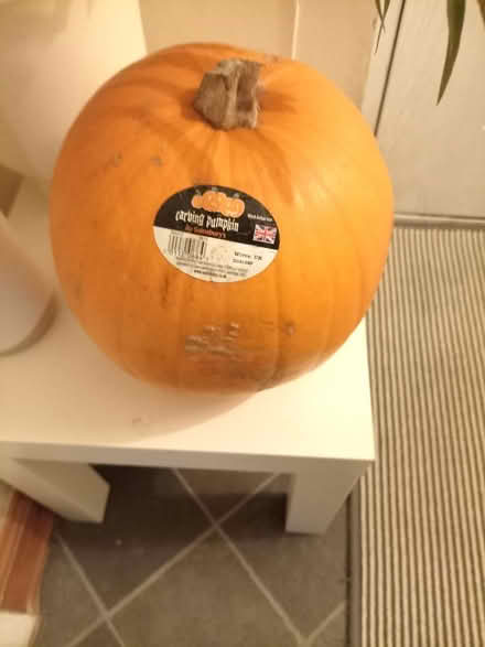 Photo of free 2 pumpkins (Winnersh) #1