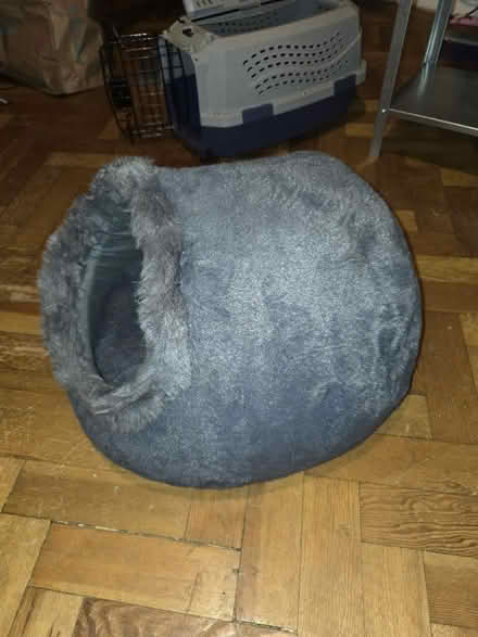 Photo of free Cat bed (Finchley Central) #3